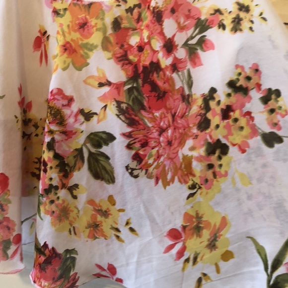 Speed Limit MPH Floral Crop Top - Picture 4 of 5